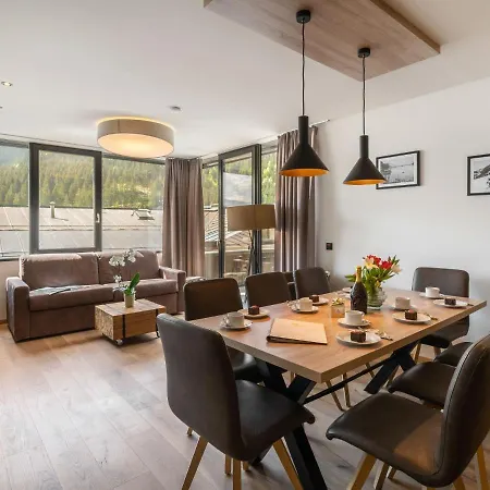 3 By Interhome