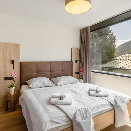 3 By Interhome *