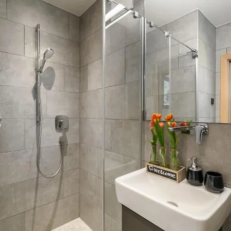 Apartment 3 By Interhome Zell am See